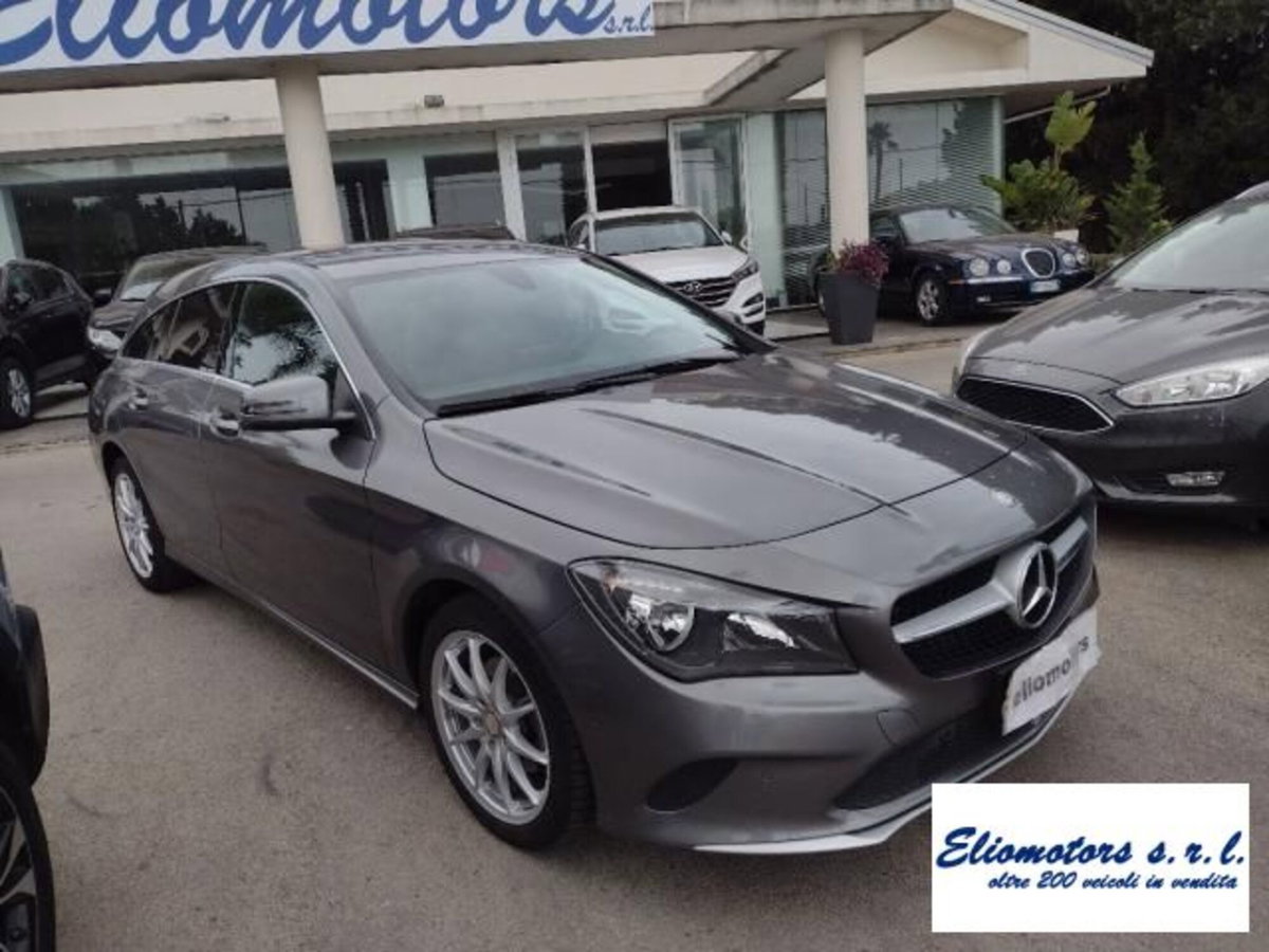 Mercedes-Benz CLA Shooting Brake 180 d Executive (3)