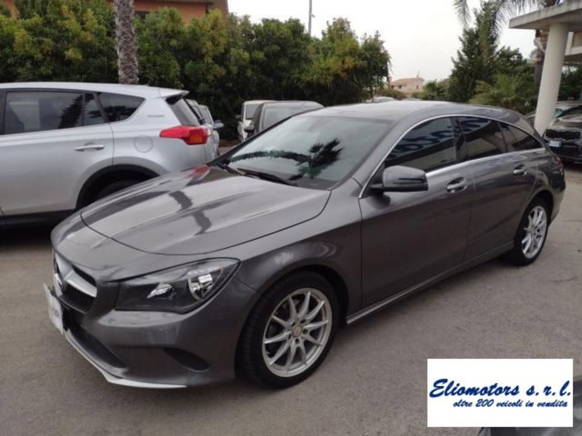 Mercedes-Benz CLA Shooting Brake 180 d Executive (4)
