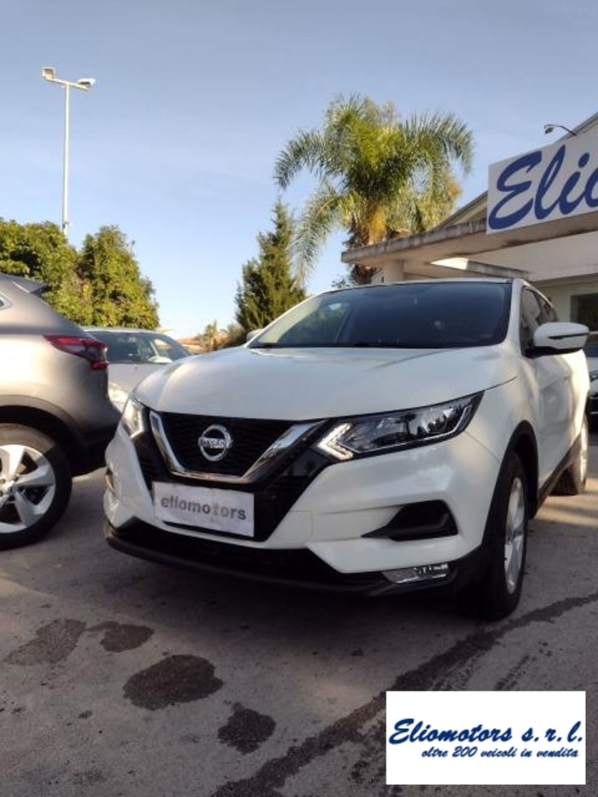Nissan Qashqai 1.6 dCi X-Tronic 2WD Black Edition (3)