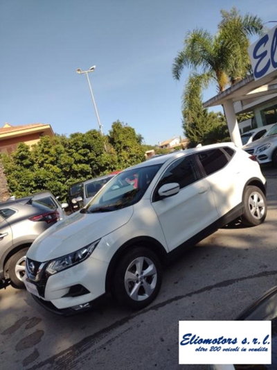 Nissan Qashqai 1.6 dCi X-Tronic 2WD Black Edition (4)