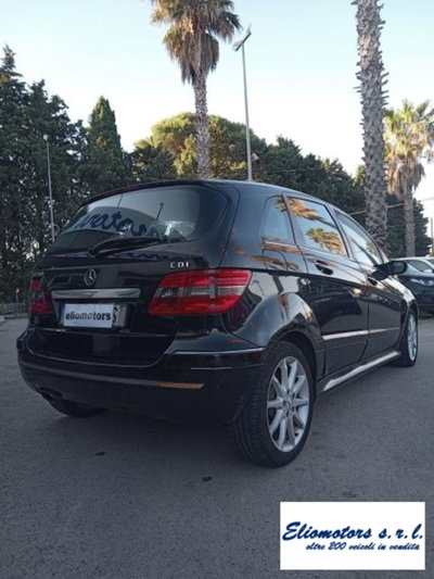 Mercedes-Benz Classe B 200 CDI Chrome (8)