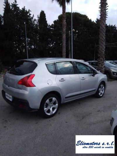 Peugeot 3008 2.0 HDi 150CV Business (10)