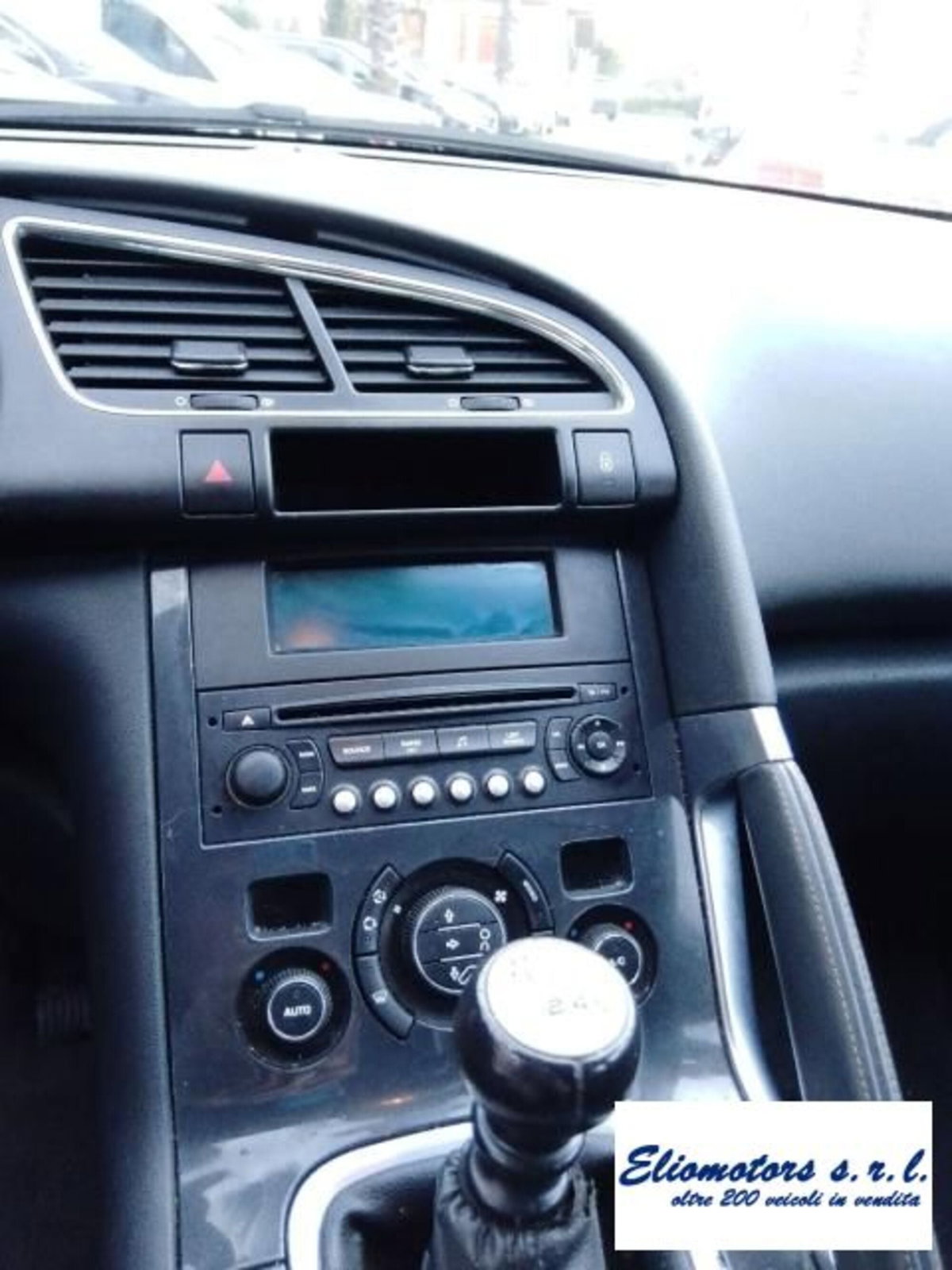 Peugeot 3008 2.0 HDi 150CV Business (5)