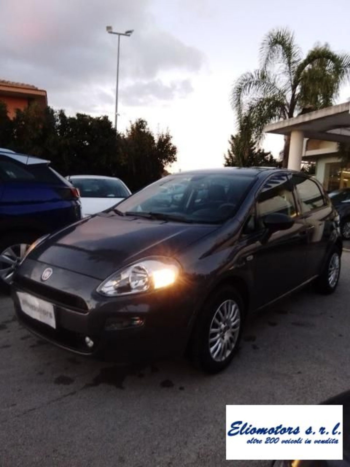 Fiat Punto 1.4 8V 5 porte Easypower Street (8)
