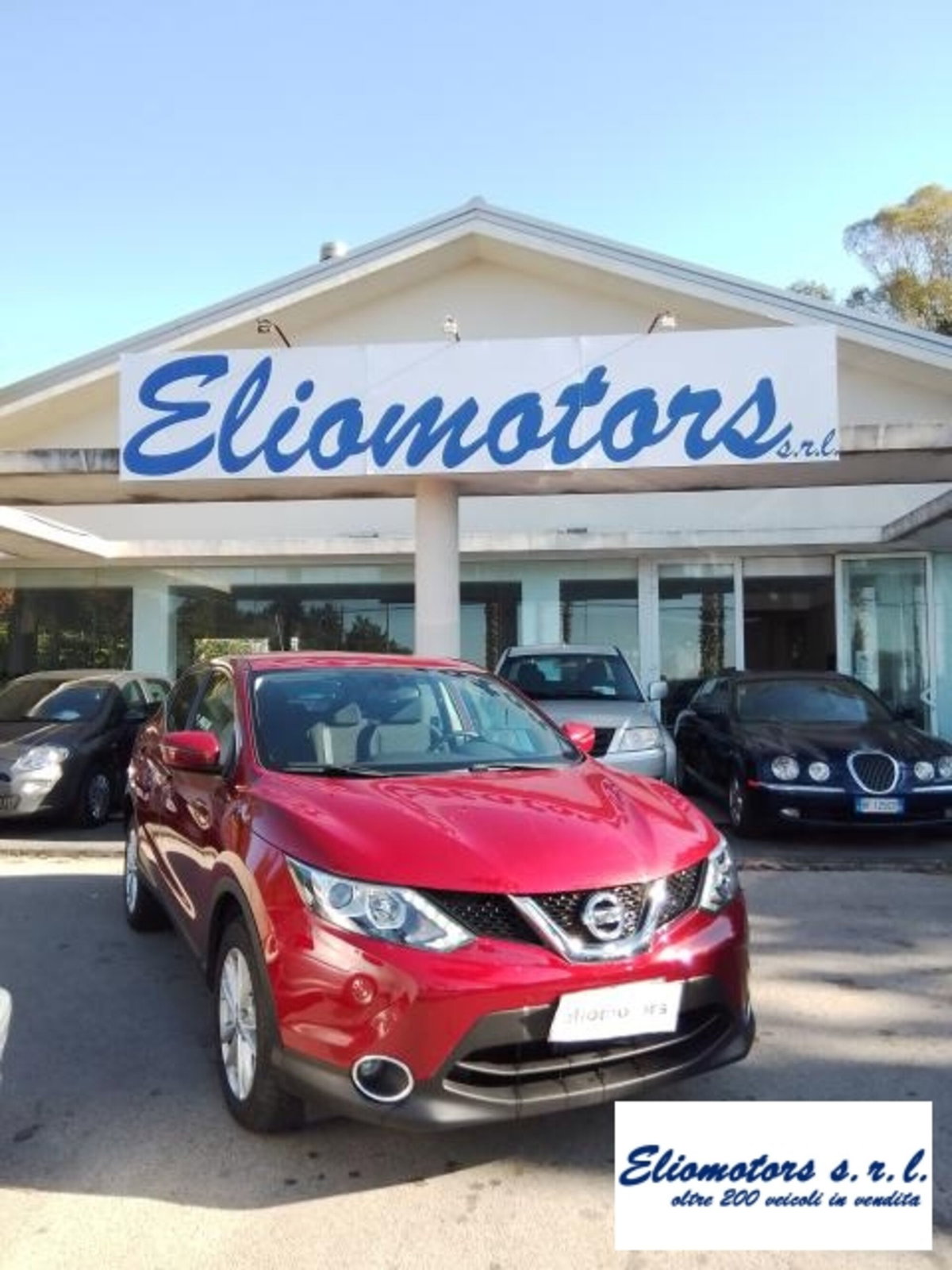 Nissan Qashqai 1.6 dCi X-Tronic 2WD Black Edition (2)