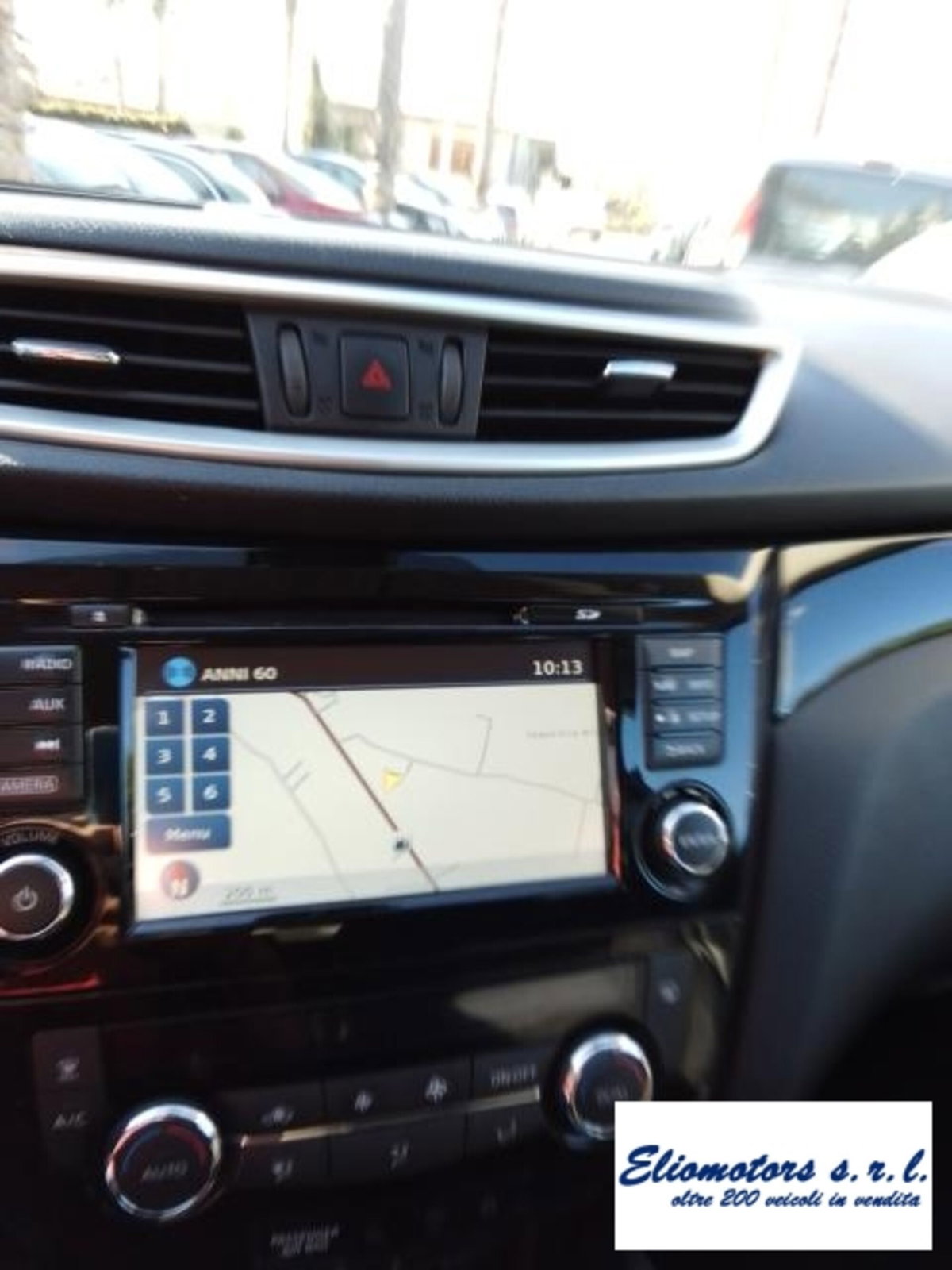 Nissan Qashqai 1.6 dCi X-Tronic 2WD Black Edition (4)