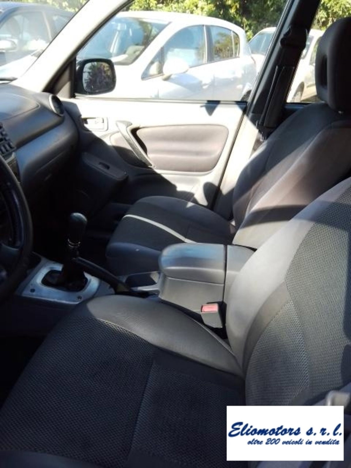 Toyota Rav4 Tdi D-4D cat 5 porte (3)