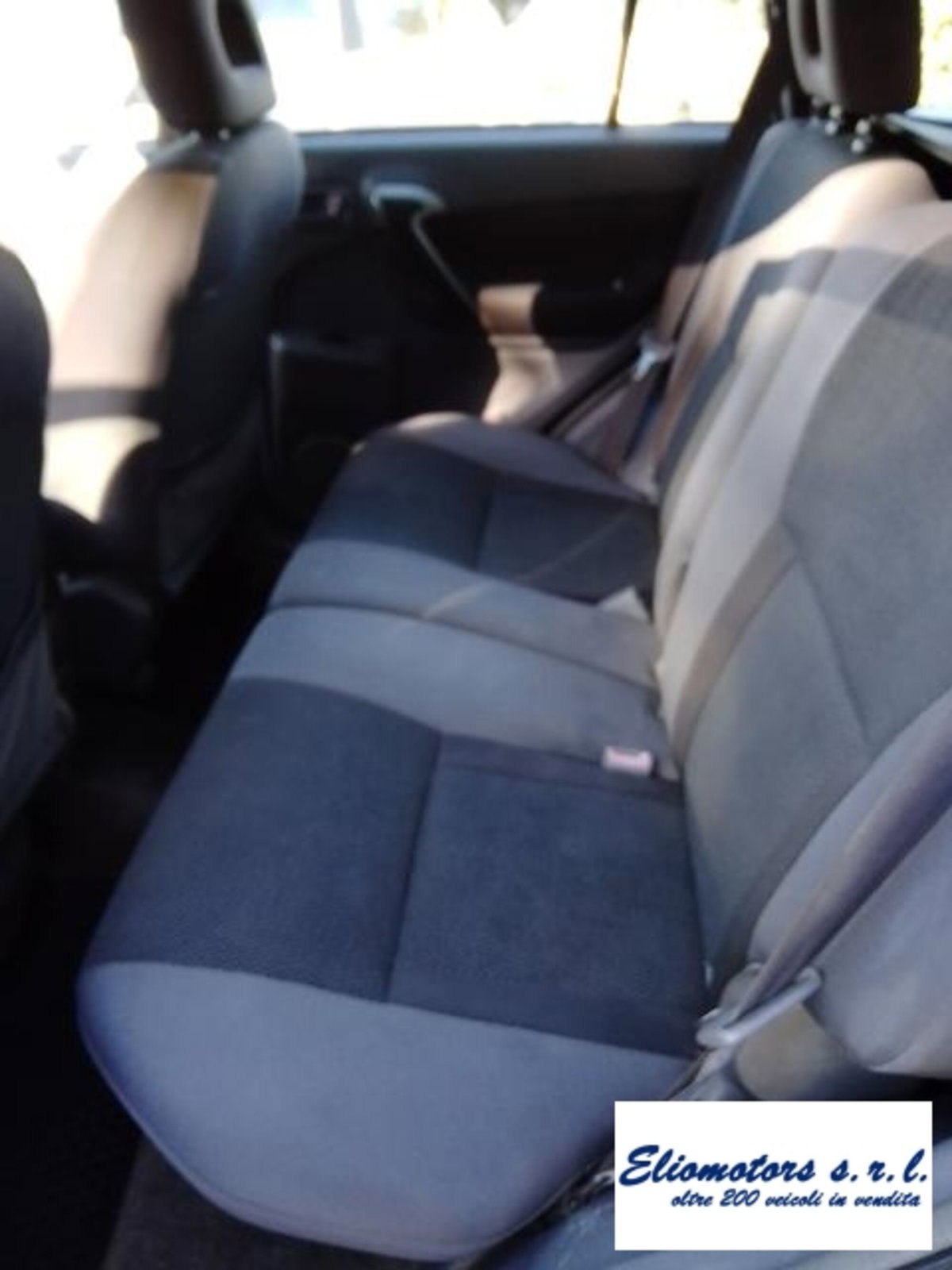 Toyota Rav4 Tdi D-4D cat 5 porte (5)