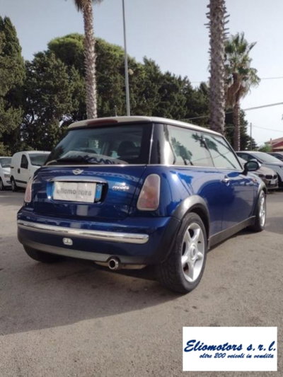 MINI Mini 1.6 16V Cooper (17)
