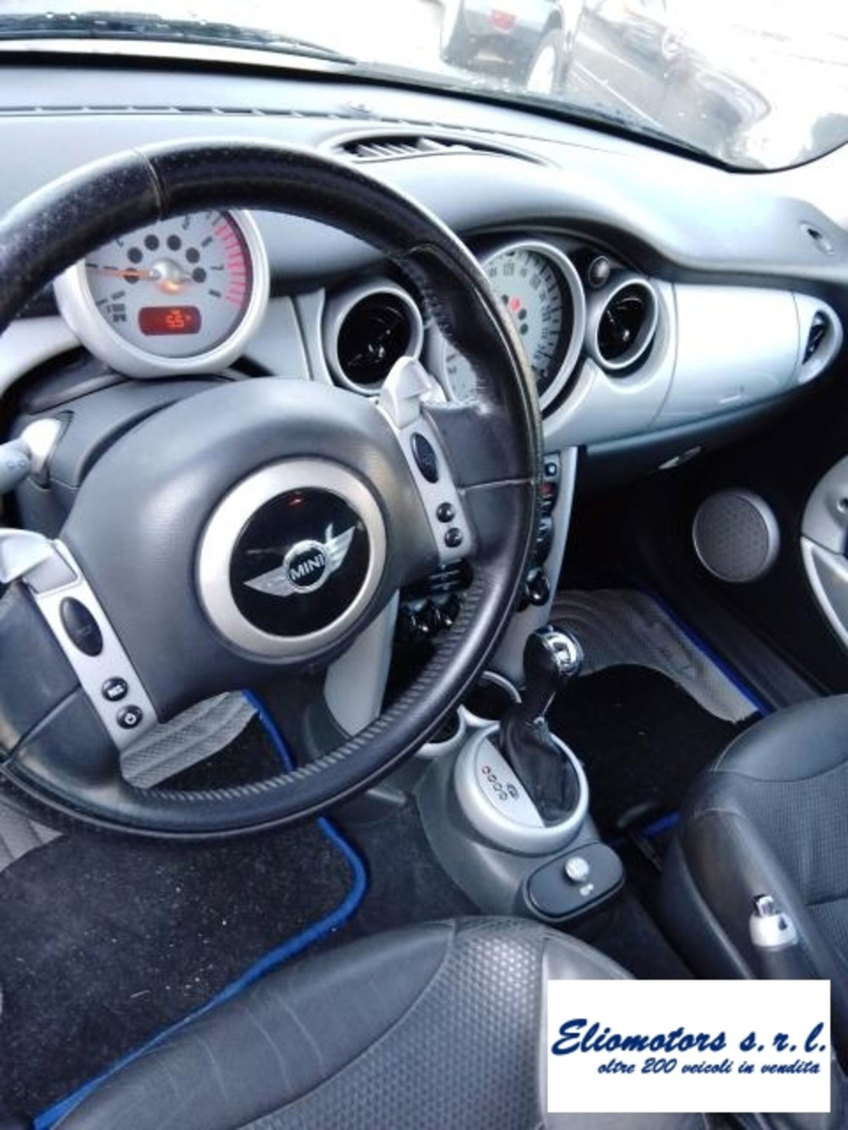 MINI Mini 1.6 16V Cooper (8)