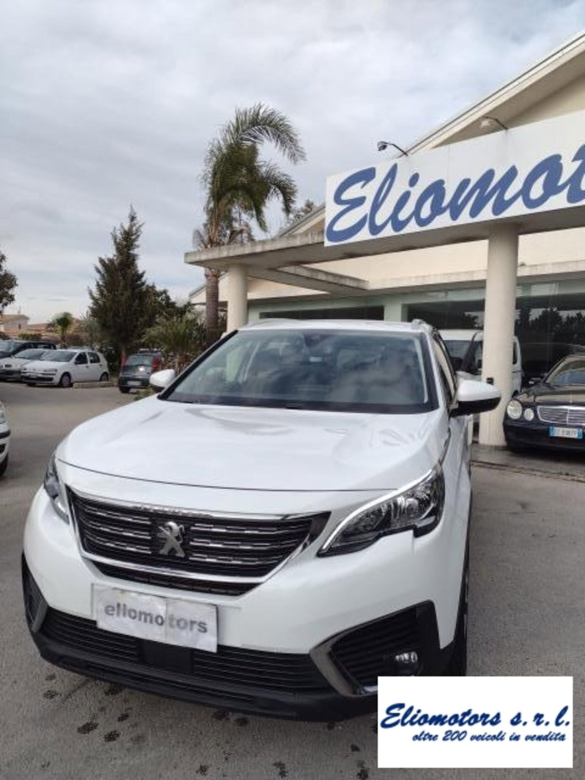 Peugeot 5008 BlueHDi 120 S&S Business (17)