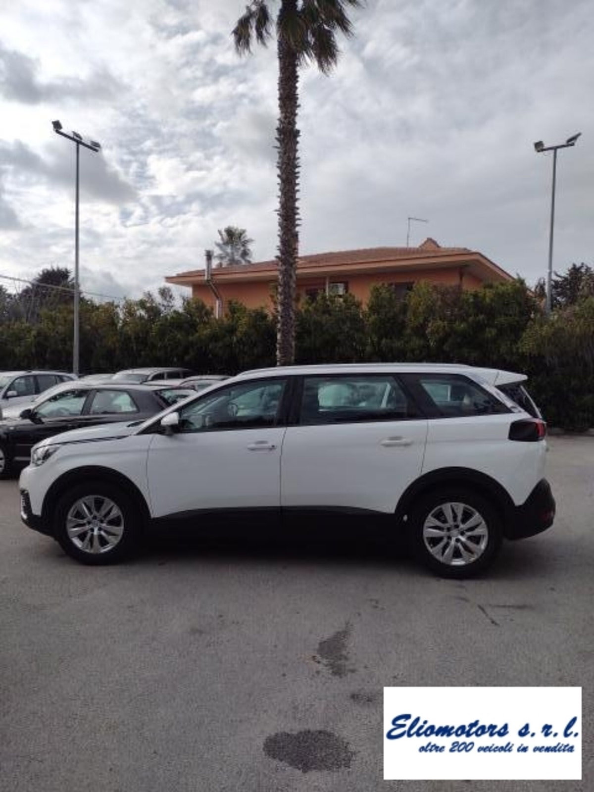 Peugeot 5008 BlueHDi 120 S&S Business (4)