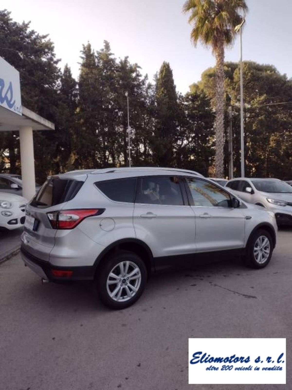 Ford Kuga 1.5 TDCI 120 CV S&S 2WD Plus (9)