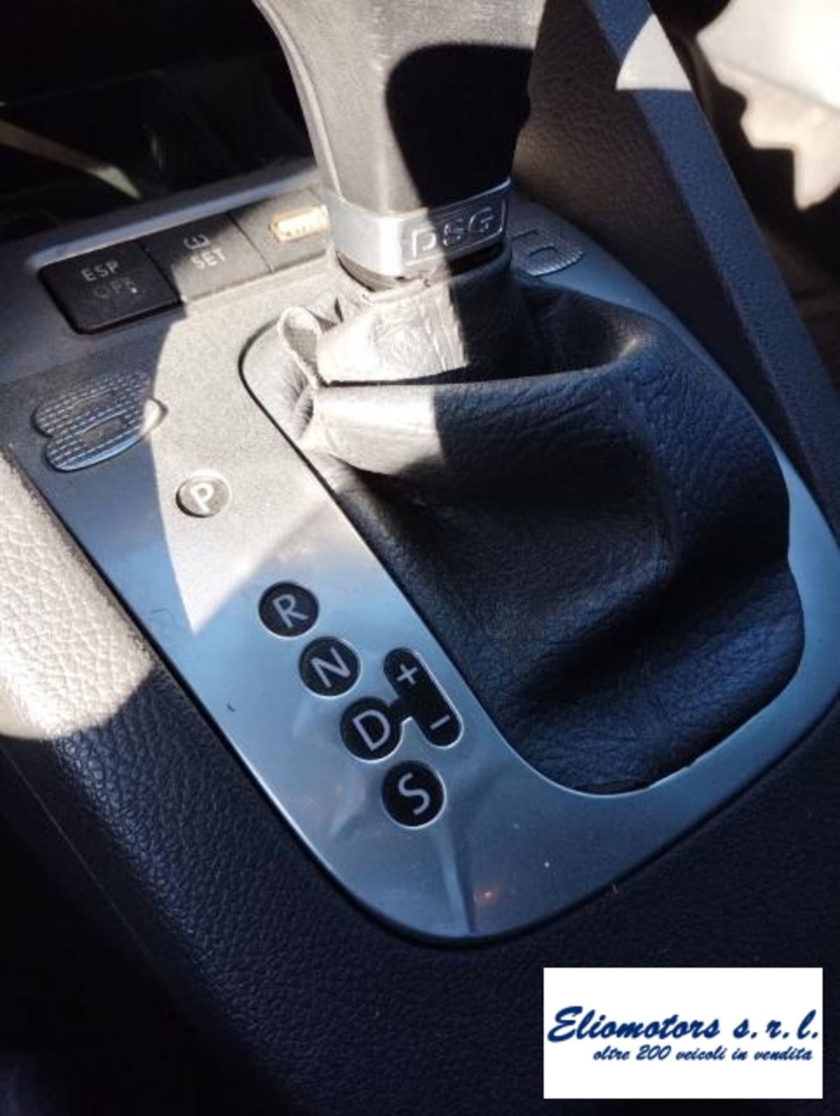 Volkswagen Golf 2.0 16V TDI 3p. Comfortline (5)