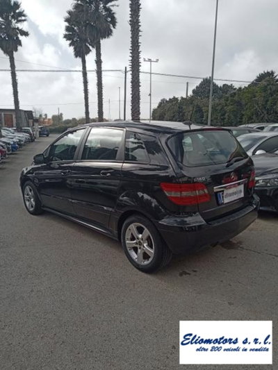 Mercedes-Benz Classe B 180 CDI Sport (11)