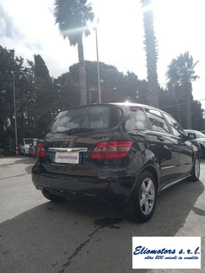 Mercedes-Benz Classe B 180 CDI Sport (8)
