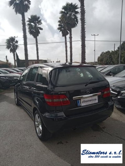 Mercedes-Benz Classe B 180 CDI Sport (9)