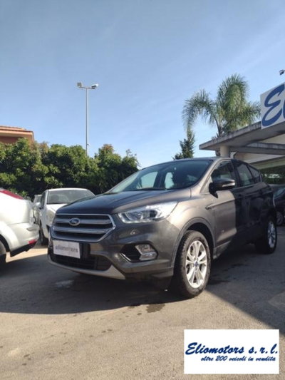 Ford Kuga 2.0 TDCI 150 CV S&S 4WD Titanium X (4)