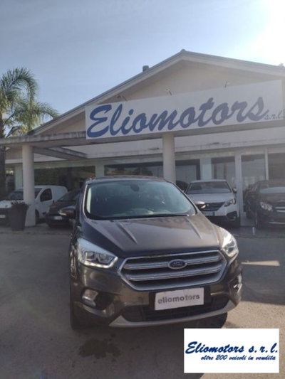 Ford Kuga 2.0 TDCI 150 CV S&S 4WD Titanium X (5)