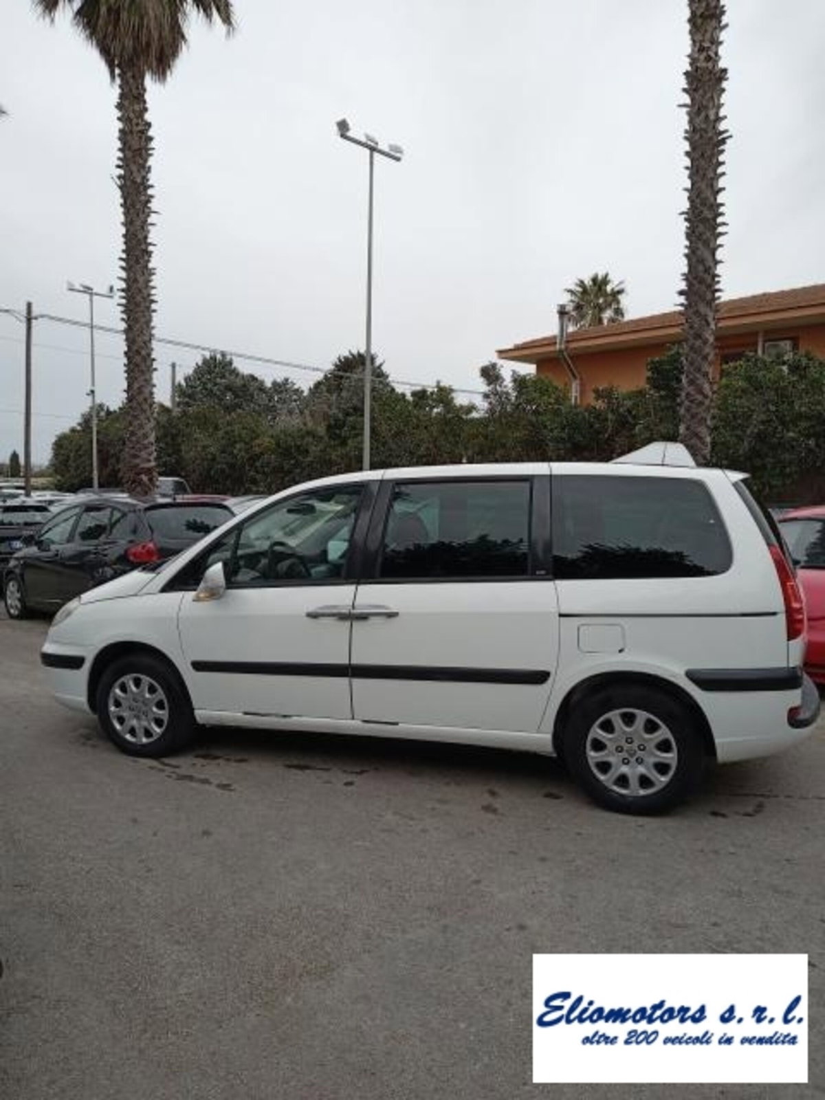 Peugeot 807 HDi FAP ST (11)