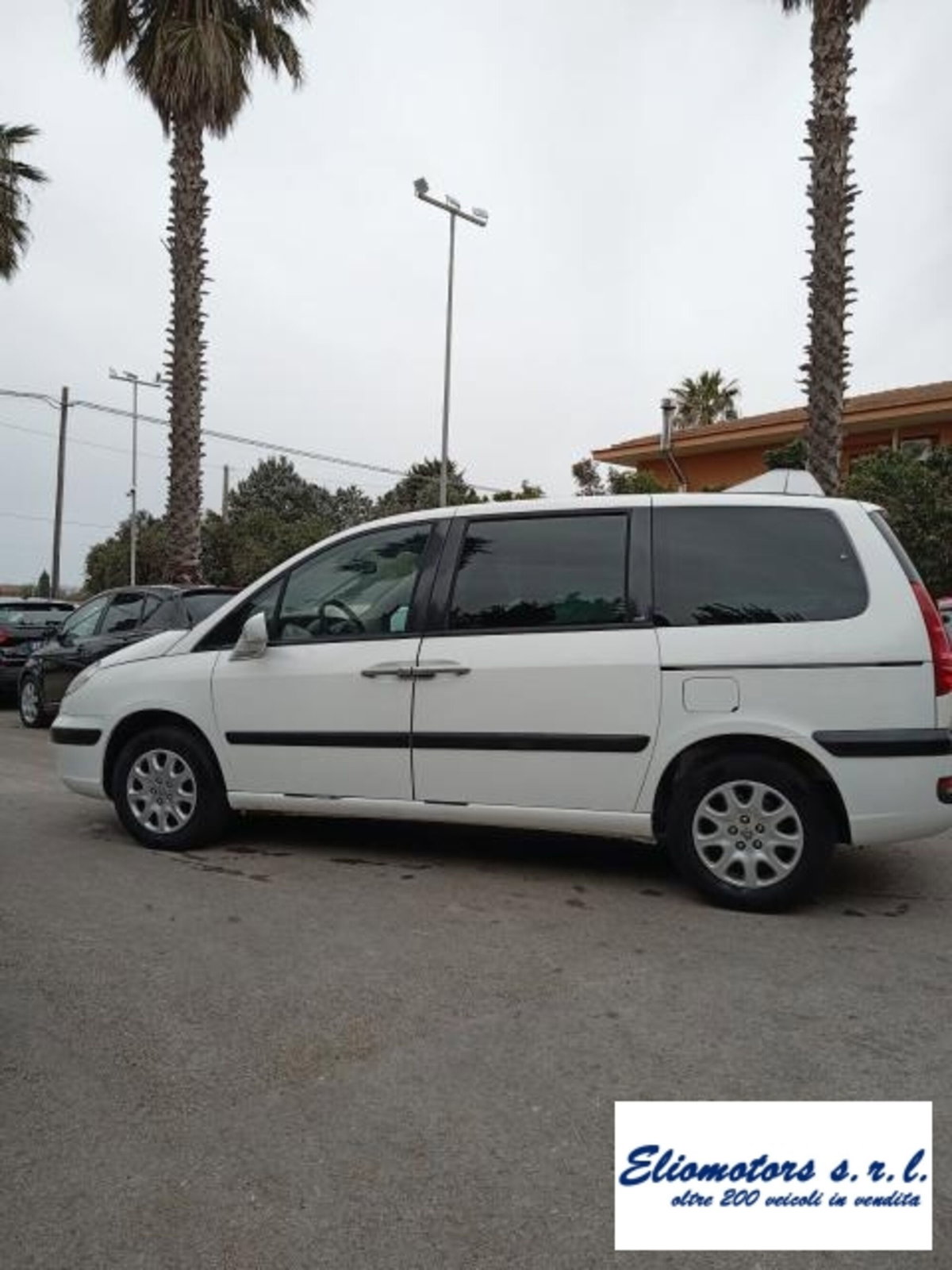 Peugeot 807 HDi FAP ST (12)