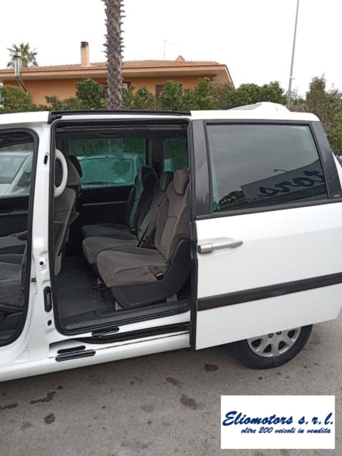 Peugeot 807 HDi FAP ST (13)