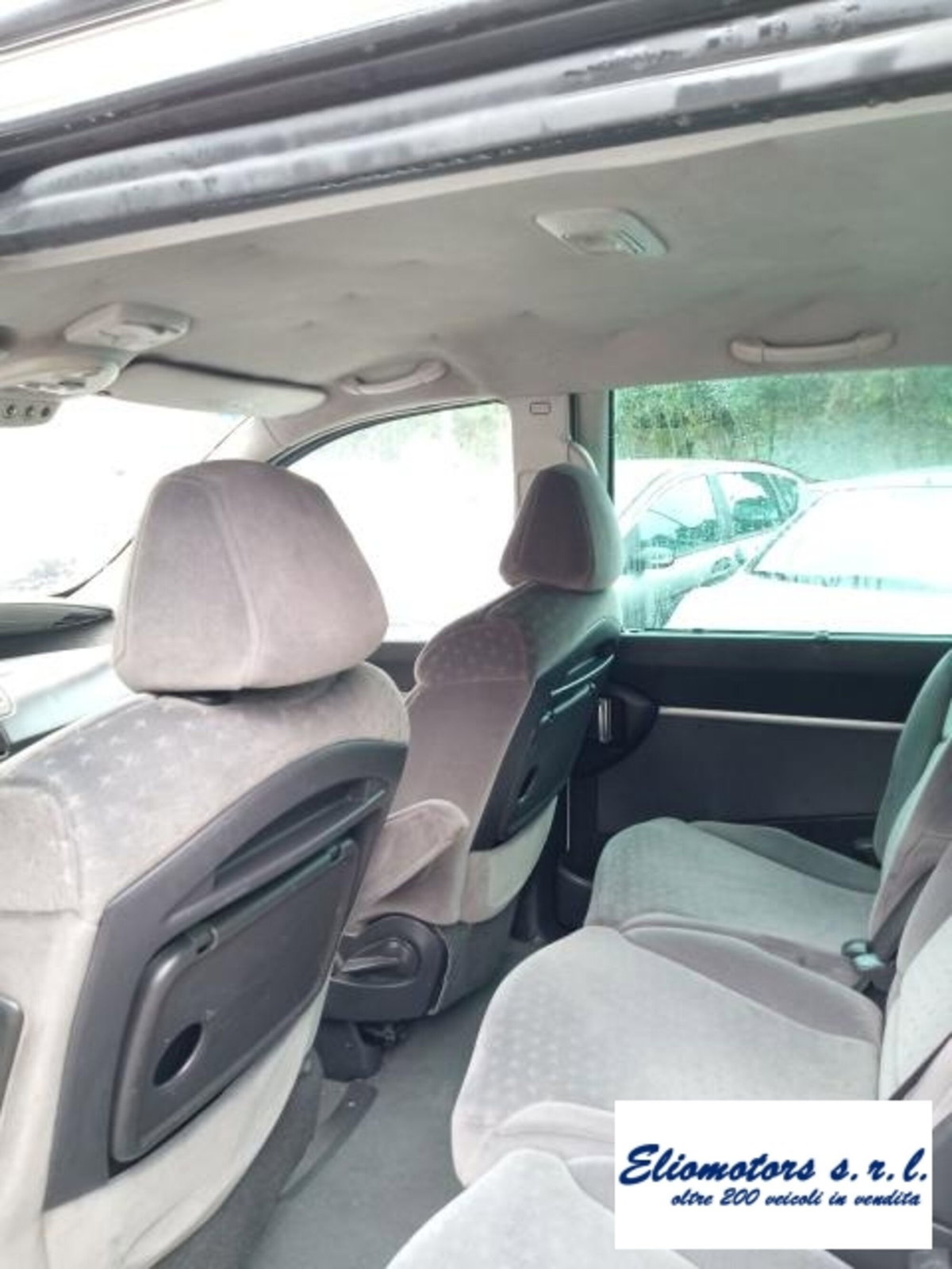 Peugeot 807 HDi FAP ST (14)