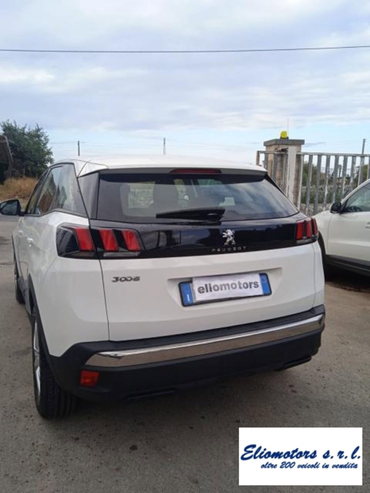 Peugeot 3008 BlueHDi 130 S&S Business (6)