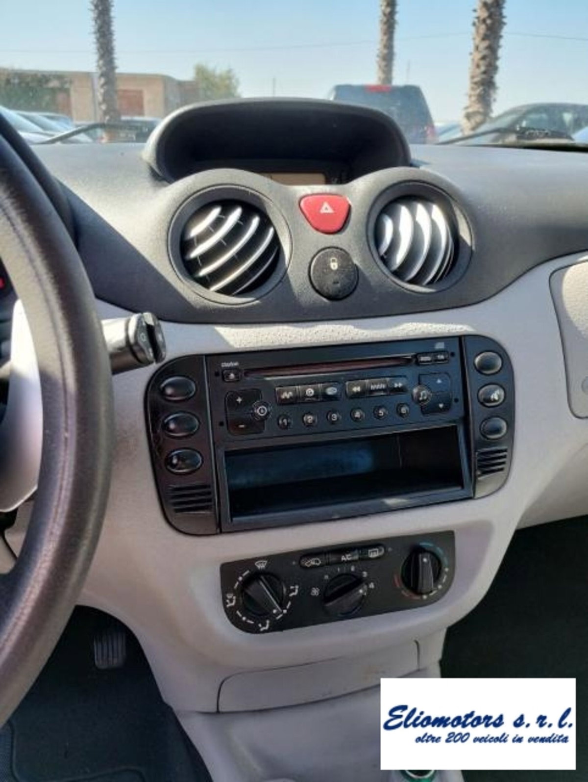 Citroen C3 1.4 HDi 70CV SensoDrive D&G (18)