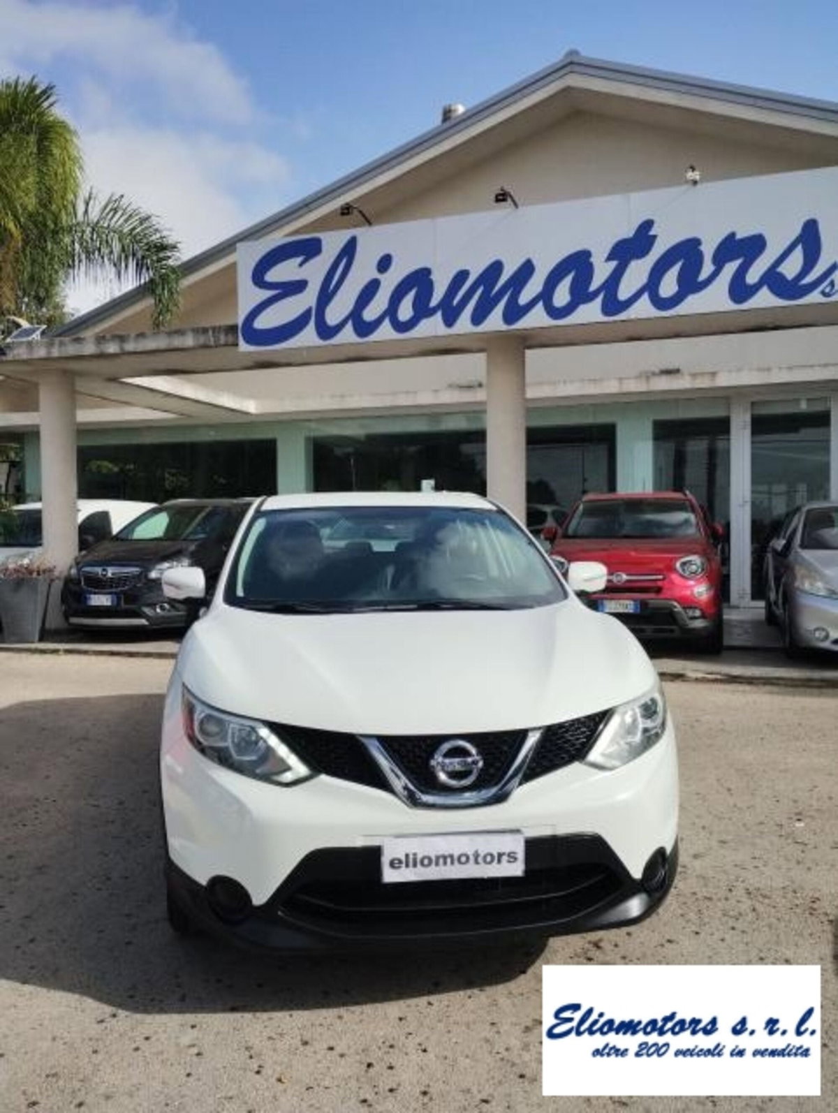 Nissan Qashqai 1.2 DIG-T 360 (2)