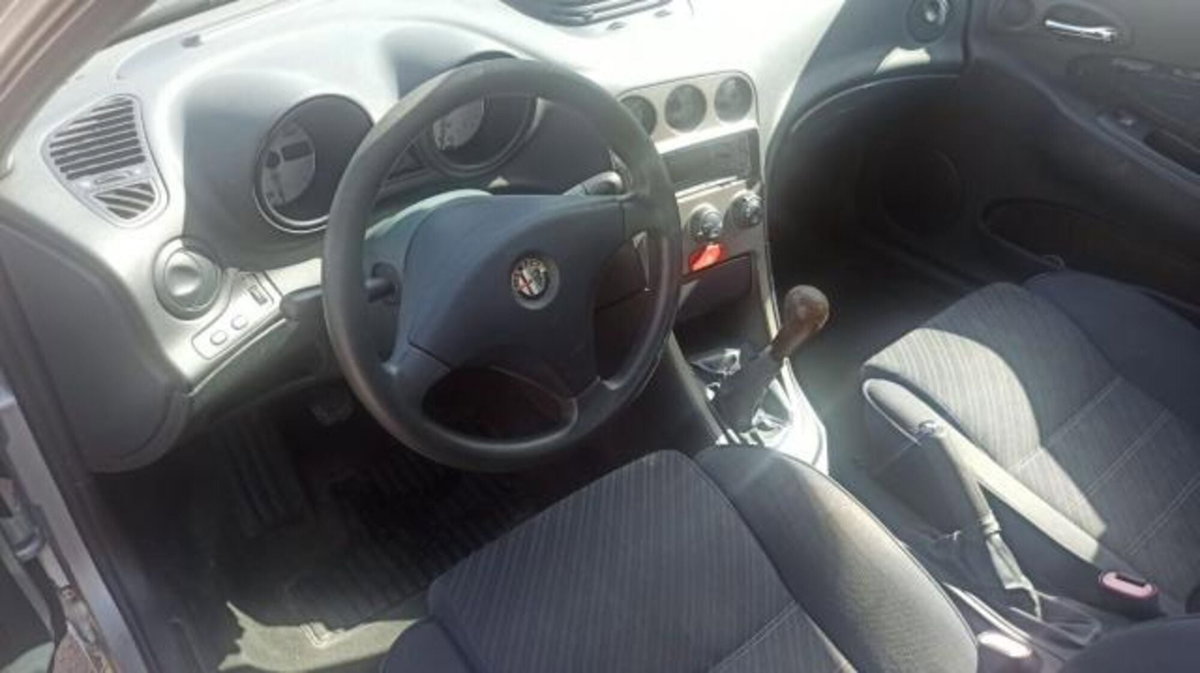 Alfa Romeo 156 1.8i 16V Twin Spark cat (6)