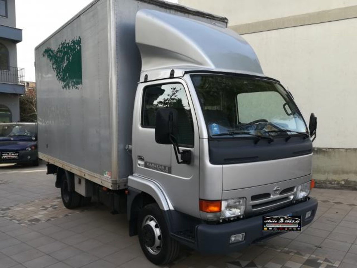 Nissan Cabstar 28.10 3.0 Tdi PC Cabinato L (16)