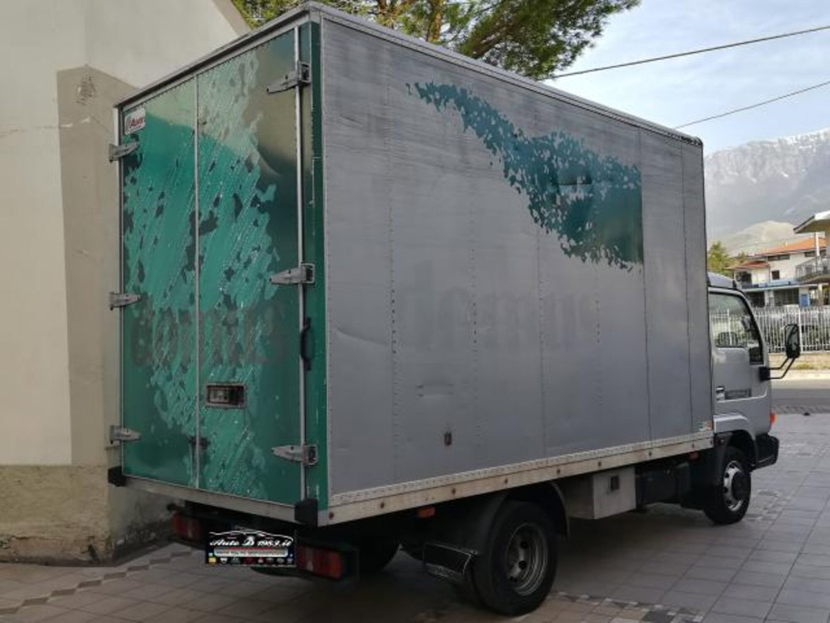 Nissan Cabstar 28.10 3.0 Tdi PC Cabinato L (8)