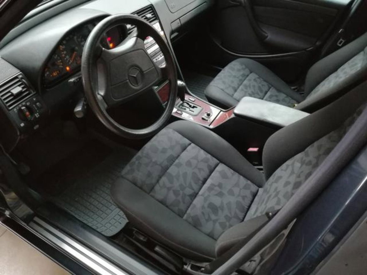 Mercedes-Benz Classe C 250 turbodiesel cat Elegance (4)
