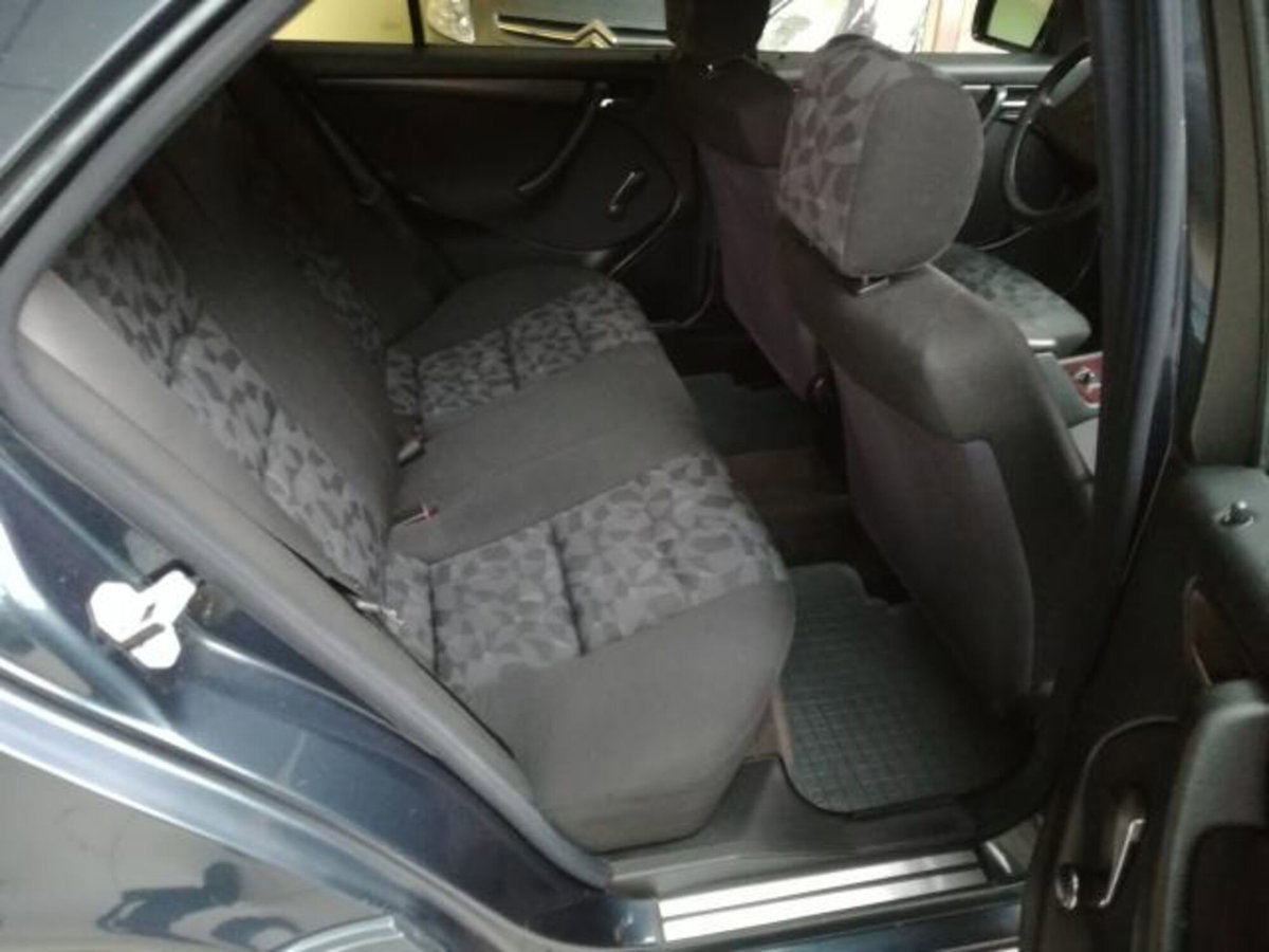 Mercedes-Benz Classe C 250 turbodiesel cat Elegance (5)
