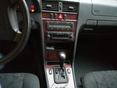 Mercedes-Benz Classe C 250 turbodiesel cat Elegance (6)