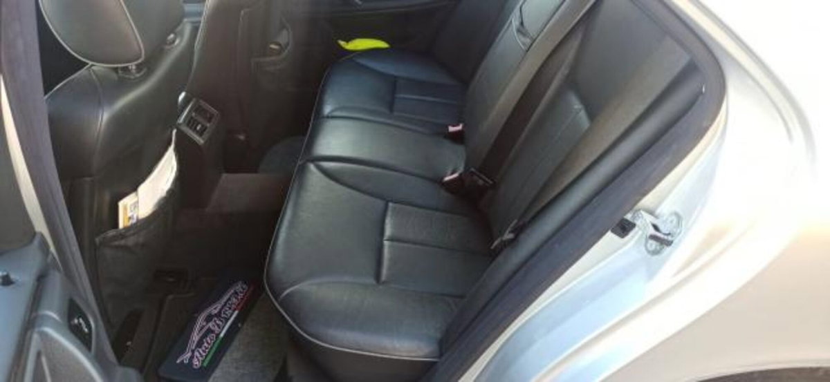 Mercedes-Benz Classe E 200 Kompressor cat Avantgarde (5)