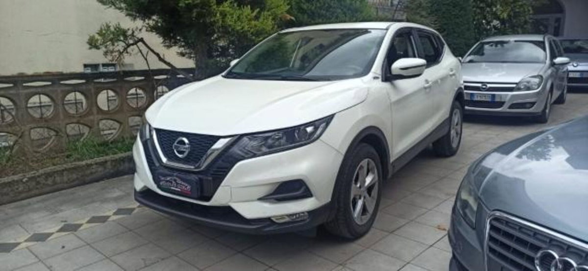 Nissan Qashqai 1.5 dCi Business (3)