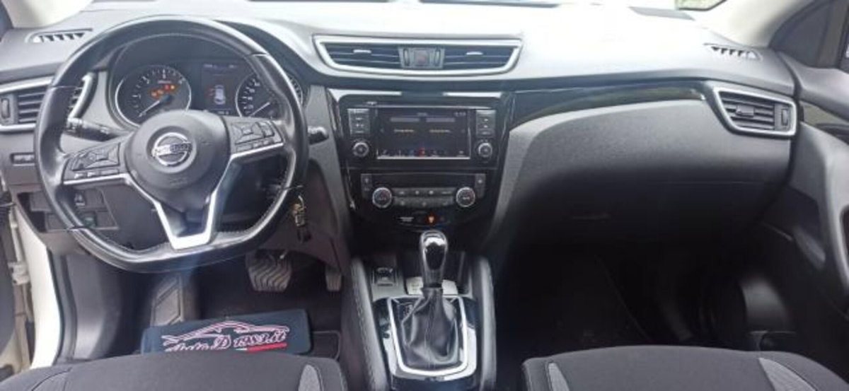 Nissan Qashqai 1.5 dCi Business (4)