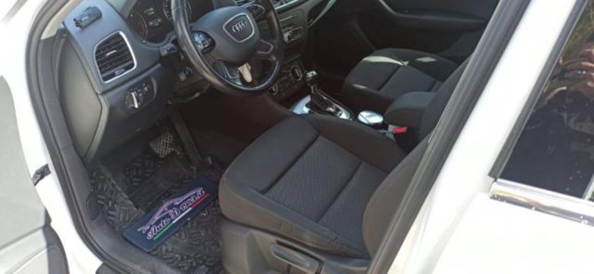 Audi Q3 2.0 TDI 120 CV S tronic Design (5)