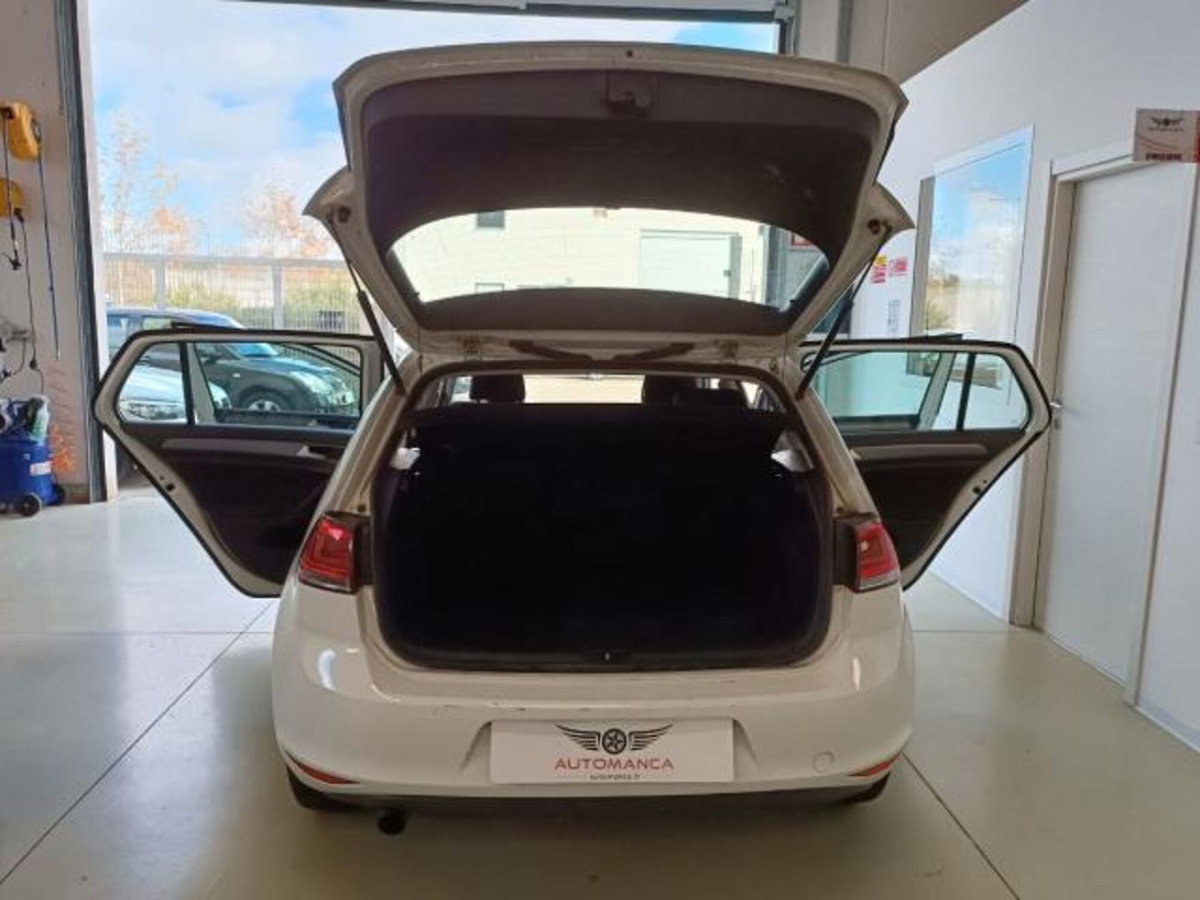 Volkswagen Golf 1.2 TSI 105 CV 5p. Trendline BlueMotion Technology (15)