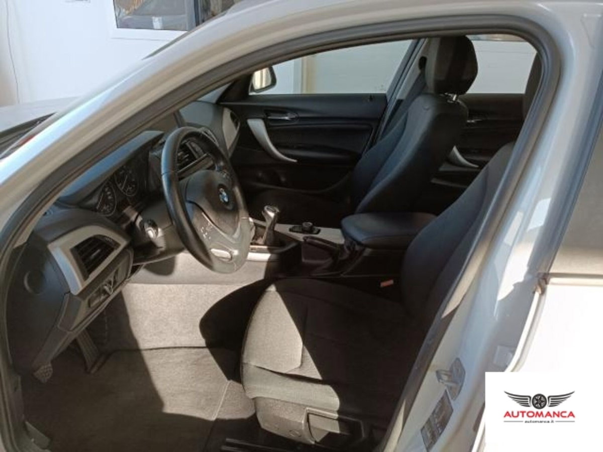 BMW Serie 1 116d 5p. Sport (7)