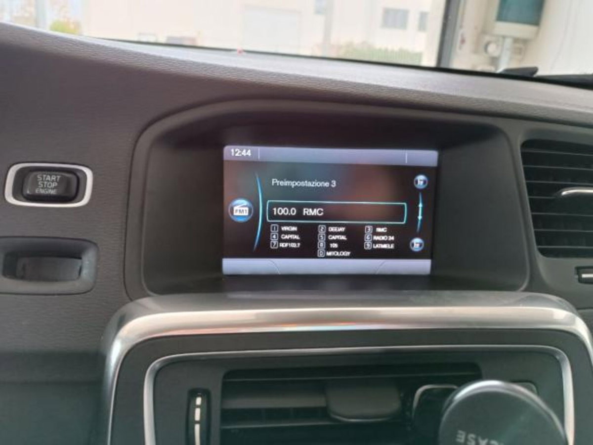 Volvo V60 D2 1.6 Powershift (12)