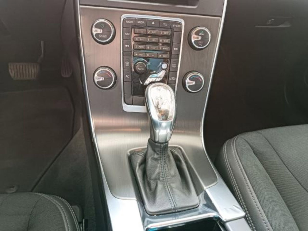 Volvo V60 D2 1.6 Powershift (13)