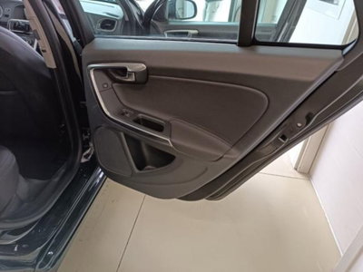 Volvo V60 D2 1.6 Powershift (16)