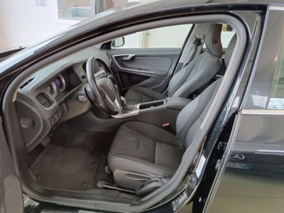 Volvo V60 D2 1.6 Powershift (8)