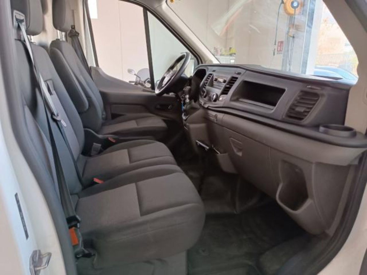 Ford Transit Furgone 350 2.0TDCiEcoBlue170CV PL-SL-TA-DC Furg.Jumbo Trend (15)