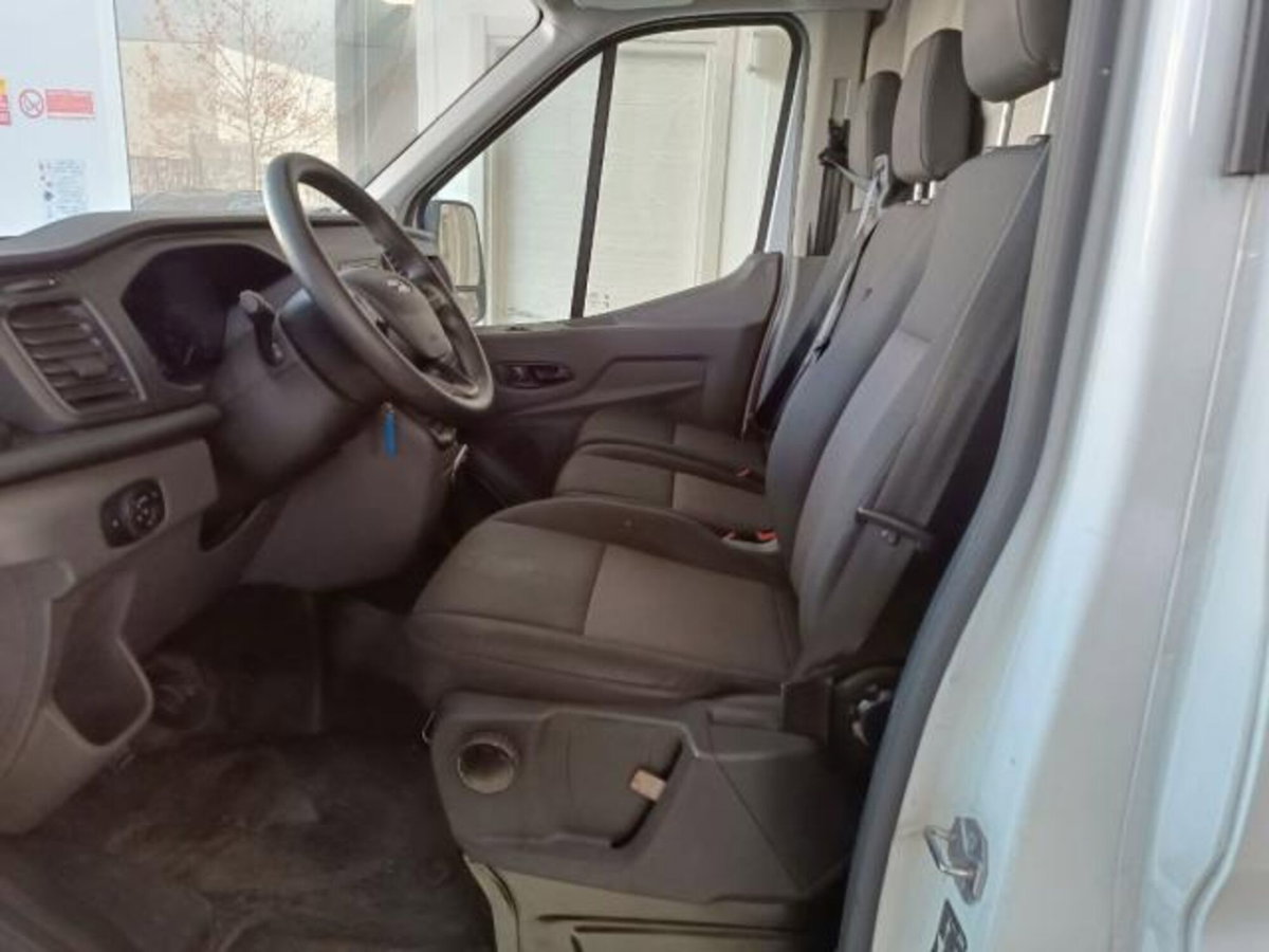 Ford Transit Furgone 350 2.0TDCiEcoBlue170CV PL-SL-TA-DC Furg.Jumbo Trend (8)
