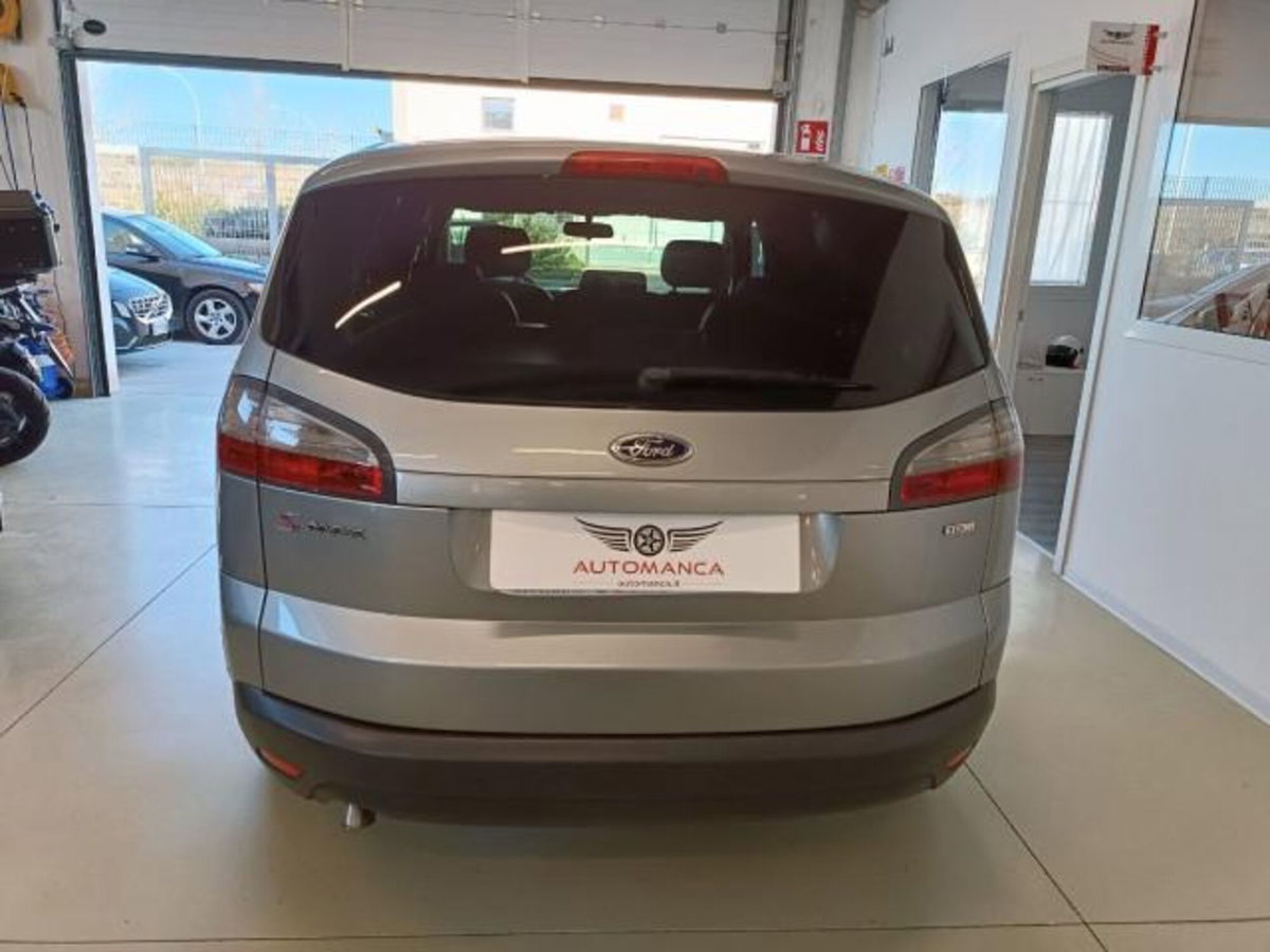 Ford S-Max 2.0 TDCi 140CV (5)