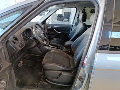 Ford S-Max 2.0 TDCi 140CV (8)